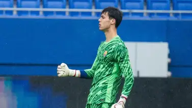 ¿Se le escapa a Venezuela? Joya del Barcelona ataja un penal en la Champions Juvenil (+Video) ¿Se le escapa a Venezuela? Joya del Barcelona ataja un penal en la Champions Juvenil (+Video)