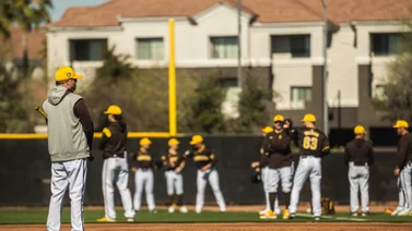 MLB: Prospecto venezolano deja buenas sensaciones en el Spring Training de San Diego (Video)