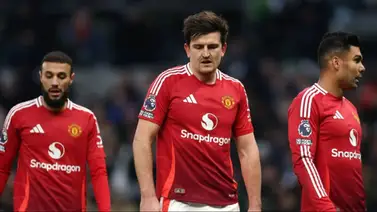 Manchester United se cae a pedazos y el fantasma del descenso los acecha  Manchester United se cae a pedazos y el fantasma del descenso los acecha