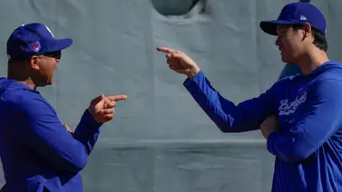 MLB: Shohei Ohtani le gasta una inesperada y divertida broma al mánager Dave Roberts (+Video) MLB: Shohei Ohtani le gasta una inesperada y divertida broma al mánager Dave Roberts (+Video)