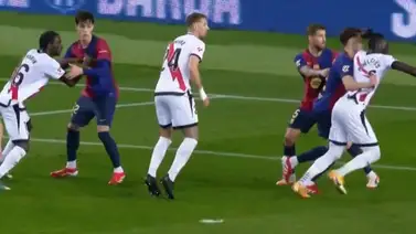 LaLiga: ¡Otra polémica! Al Rayo le niegan dos penales que sí le pitan al Barcelona (+videos) LaLiga: ¡Otra polémica! Al Rayo le niegan dos penales que sí le pitan al Barcelona (+videos)
