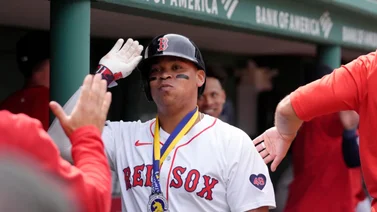 MLB: ¿Quién debe ocupar la tercera base de Boston entre Bregman y Devers?