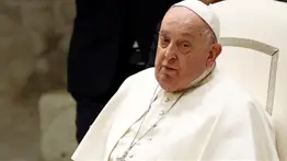 El Papa Francisco presenta una "leve mejoría" en su estado de salud 