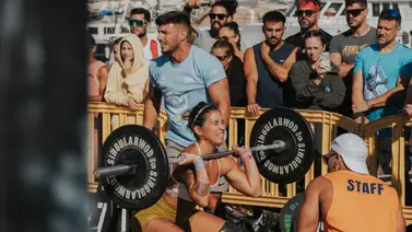 Impactante momento en que una pesista murió al intentar levantar 270kg (+Video) Impactante momento en que una pesista murió al intentar levantar 270kg (+Video)