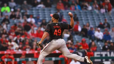 MLB: Albert Suárez será el número uno de Baltimore en el Spring Training