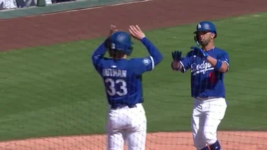 MLB: Eddie Rosario se estrena como Dodger con jonrón (+Video)