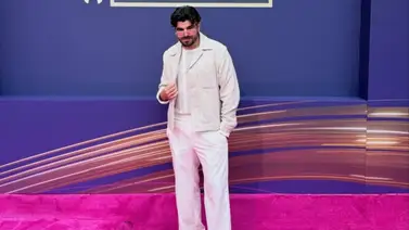 Premio Lo Nuestro 2025: El pequeño accidente que sufrió Jonathan Moly Premio Lo Nuestro 2025: El pequeño accidente que sufrió Jonathan Moly