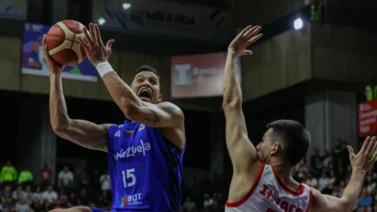 Eliminatorias AmeriCup: Windi Graterol supera a Carl Herrera en este increíble apartado