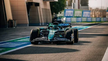 Fórmula 1: Aston Martin presenta su nuevo coche y Fernando Alonso se ilusiona con "la 33"