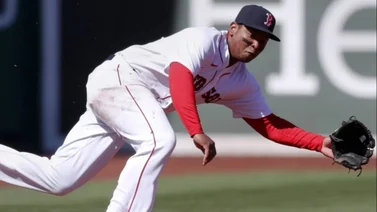 MLB: Rafael Devers aviva la polémica de la tercera base en Boston