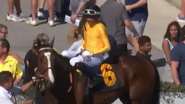 Daniel Centeno con el batacazo del domingo en Tampa Bay Downs Daniel Centeno con el batacazo del domingo en Tampa Bay Downs