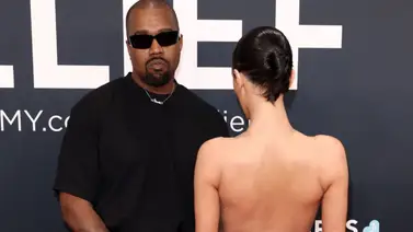 Kanye West desnuda por segunda vez a su polémica esposa Bianca Censori Kanye West desnuda por segunda vez a su polémica esposa Bianca Censori