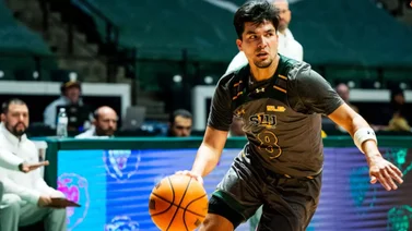 Basquetbolista venezolano Carlos Páez llegó a esta cifra redonda en la NCAA (+Video