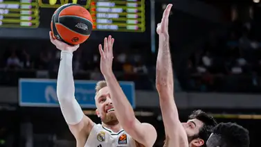 Euroliga: Real Madrid sufre pero logra llevarse el triunfo del clásico español ante el Barcelona Euroliga: Real Madrid sufre pero logra llevarse el triunfo del clásico español ante el Barcelona