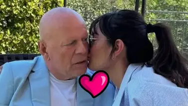 Demi Moore escribe sentimental mensaje, muy ligado a Bruce Willis Demi Moore escribe sentimental mensaje, muy ligado a Bruce Willis