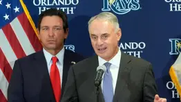 El futuro de los Rays en juego: DeSantis y Manfred respaldan nuevo estadio en Tampa
