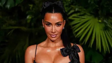 El vestido transparente de Kim Kardashian que paralizó las calles de París El vestido transparente de Kim Kardashian que paralizó las calles de París