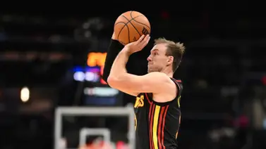 Luke Kennard: El "láser" que ilumina el futuro de los Lakers Luke Kennard: El "láser" que ilumina el futuro de los Lakers