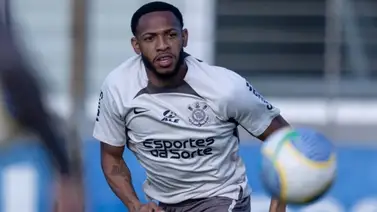 José 'Brujo' Martínez viajó a Brasil y deberá resolver sus problemas con el Corinthians José 'Brujo' Martínez viajó a Brasil y deberá resolver sus problemas con el Corinthians