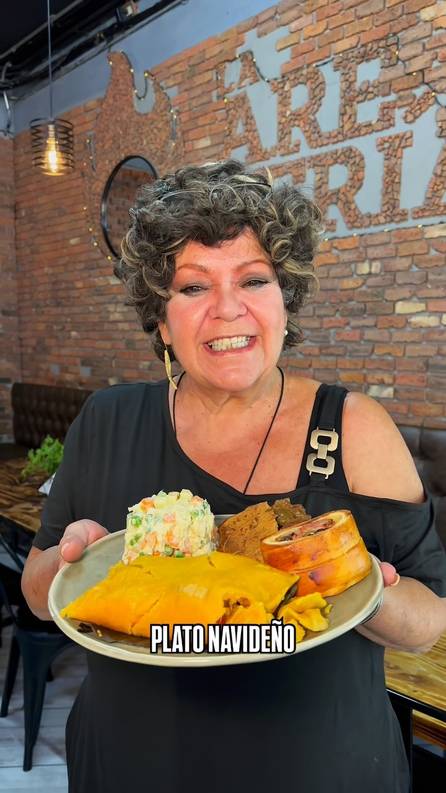 Actriz de "Radio Rochela" rompe récord en ventas de cachapas en Chile Actriz de "Radio Rochela" rompe récord en ventas de cachapas en Chile