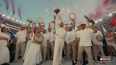 Artistas expresan su admiración a Bad Bunny por el Super Bowl ¡Orgullo Latino! Artistas expresan su admiración a Bad Bunny por el Super Bowl ¡Orgullo Latino!