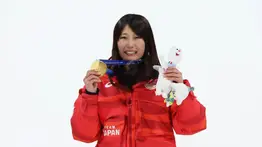 Techo de cristal roto en la nieve: Kokomo Murase redefine los límites del snowboard