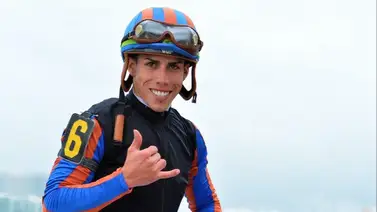 Irad Ortiz Jr. "pasa la página" y se lleva los $2 millones del 1351 Turf Sprint (G2) en Arabia Saudita Irad Ortiz Jr. "pasa la página" y se lleva los $2 millones del 1351 Turf Sprint (G2) en Arabia Saudita