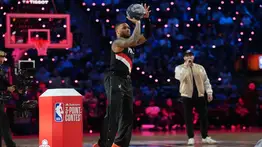 El reloj de Portland sigue funcionando: Damian Lillard conquista su tercer trono de triples