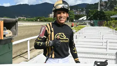 Winder Véliz y la maestría de montar puros de carreras: "Me enorgullecen mis grandes finales" Winder Véliz y la maestría de montar puros de carreras: "Me enorgullecen mis grandes finales"