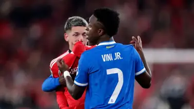 Rio Ferdinand defiende a Vinicius por el incidente ocurrido con Prestianni Rio Ferdinand defiende a Vinicius por el incidente ocurrido con Prestianni