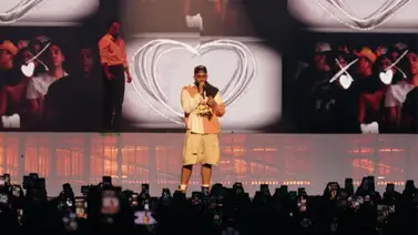 Eladio Carrión finaliza en México su gira don KBRN tras recorrer más de 35 ciudades Eladio Carrión finaliza en México su gira don KBRN tras recorrer más de 35 ciudades