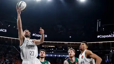 Real Madrid le da un "merengue" al Unicaja Málaga Real Madrid le da un "merengue" al Unicaja Málaga