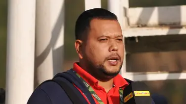 Entrenador Deibis Guevara por la primera victoria del año este domingo en La Rinconada Entrenador Deibis Guevara por la primera victoria del año este domingo en La Rinconada