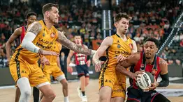 El Baskonia ruge en Valencia: Trent Forrest guía el pase a semifinales frente a un Tenerife diezmado