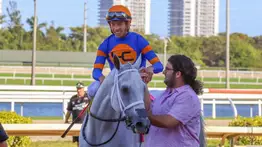 Tyler Gaffalione se luce en Gulfstream Park y gana seis en la semana 13 del Championship Meet