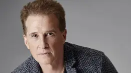 El cantante Emmanuel fue hospitalizado de emergencia