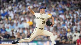 Jacob Misiorowski protagoniza un video viral con una recta de 104 mph