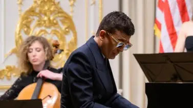 Fracaso en escena de Omar Harfouch: baja asistencia y un formato mínimo marcan la noche del músico Fracaso en escena de Omar Harfouch: baja asistencia y un formato mínimo marcan la noche del músico