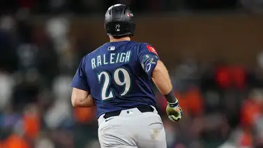 El "Big Dumper" vuelve a la carga: Raleigh busca consistencia sobre récords en 2026 El "Big Dumper" vuelve a la carga: Raleigh busca consistencia sobre récords en 2026