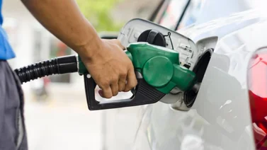 ¡Por las nubes! Se dispara el precio del galón de gasolina en Florida