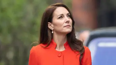 ¡Al fin! Kate Middleton da señales de vida y así reaccionan los súbditos británicos (+fotos) ¡Al fin! Kate Middleton da señales de vida y así reaccionan los súbditos británicos (+fotos)