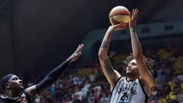 ¡Sigue la discusión! Presidente de la FVB apoya a los jugadores de la "Vinotinto de las alturas" y pedirá regulación de importados en la SPB ¡Sigue la discusión! Presidente de la FVB apoya a los jugadores de la "Vinotinto de las alturas" y pedirá regulación de importados en la SPB