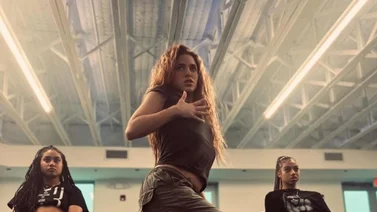 Así suena “Entre Paréntesis” uno de los temas del nuevo álbum de Shakira (+Video)