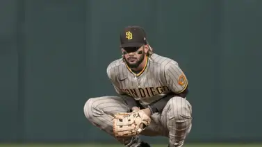 MLB: ¡Una belleza! Fernando Tatis Jr. exhibe su Guante de Platino (+Foto) MLB: ¡Una belleza! Fernando Tatis Jr. exhibe su Guante de Platino (+Foto)