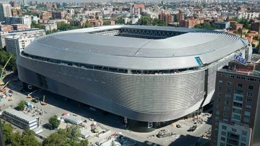 Karol G anuncia su cuarto concierto en el Santiago Bernabéu