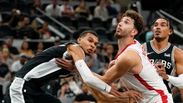 NBA: ¡No deja de impresionar! Victor Wembanyama domina en ambos costados de la cancha