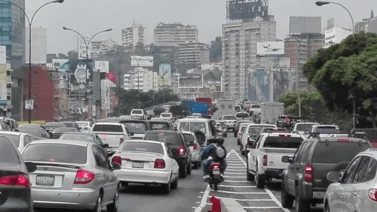 INTT insta a los conductores caraqueños a tomar vías alternas y esta es la razón 