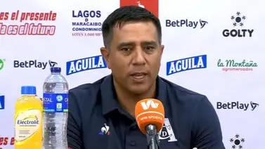 ¡Casi se van a las manos! César Farías protagoniza pelea con periodista colombiano (+Video) ¡Casi se van a las manos! César Farías protagoniza pelea con periodista colombiano (+Video)