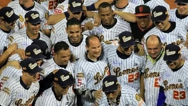 Gloria del beisbol venezolano presente en el hipódromo La Rinconada