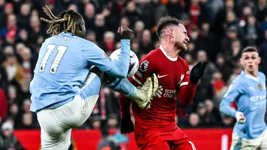 Premier League: Jürgen Klopp sobre el posible penal: "Si el balón no estuviera ahí, lo mata" (+detalles) Premier League: Jürgen Klopp sobre el posible penal: "Si el balón no estuviera ahí, lo mata" (+detalles)